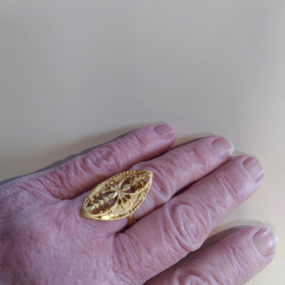 💎 #5  AMAZING DUBAI Gold Adjustable Size Shield Ring 😯 - Picture 4 of 9